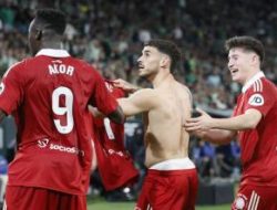 Derbi Sevilla Membara! 67.447 Penonton Saksikan Betis vs Sevilla Berakhir 2-2