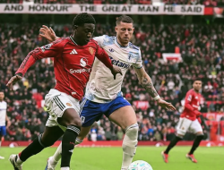 United Menang Lagi, Villa Dipaksa Pulang dengan Kekalahan 1-3