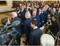 Trump: Anak Saya Fans Anda, Messi!