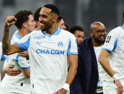 Aubameyang Menggila! Marseille Tekuk Lyon 3-2