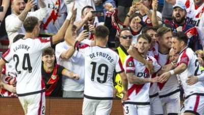 AEK Athens Dibabat Rayo Vallecano Tiga Gol Tanpa Balas