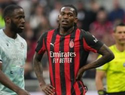 Allegri Kibarkan Bendera Putih, Milan Tersungkur 0-3 di San Siro