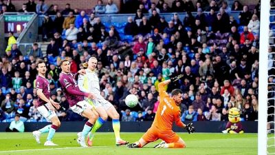 City Kudeta Puncak, Haaland Jadi Pembeda di Turf Moor
