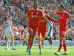 Liverpool Naik ke Empat Besar di Tengah Drama dan Kontroversi Anfield