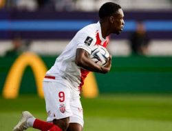 Monaco Tersungkur, Paris FC Pesta Gol 4-1