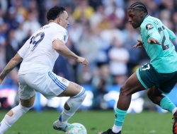 Leeds Hajar Wolves 3-0 demi Bertahan di Premier League