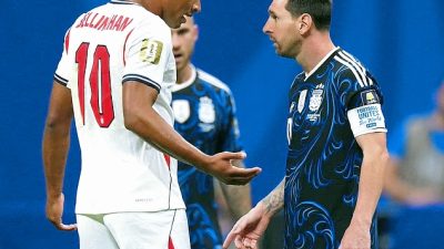 Messi vs Bellingham Memanas, Tatapan Sinis Sang Kapten Argentina