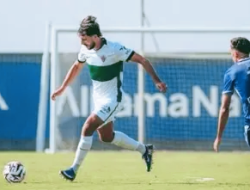 Elche Tutup Pramusim dengan Manis, Hajar Toulouse 3-0
