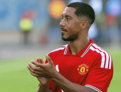 PSG Versus Manchester United, Mbaye dan Mbeumo Berbagi Gol