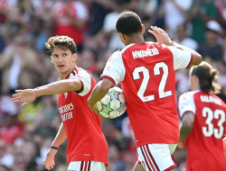 Dortmund Menang 3-2, Arsenal Balas di Adu Penalti