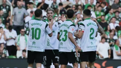 Hat-trick Zabiri Bawa Racing Raih Kemenangan Pertama di La Liga