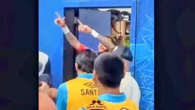 Neymar Bersitegang dengan Suporter Clube do Remo usai Santos Lolos ke Perempat Final