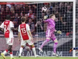 PSV Tundukkan Ajax 3-1, De Topper Jadi Milik Sang Juara Bertahan