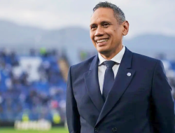 Debut Champions, Como Lepas Kursi Eksekutif untuk Suporter Sepuh