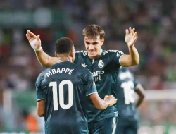 Elche Gagal Akhiri Kutukan, Real Madrid Menang Dramatis 3-2