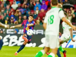 Barcelona Hantam Santander 7-2: Raphinha Hat-trick!