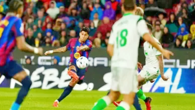 Barcelona Hantam Santander 7-2: Raphinha Hat-trick!