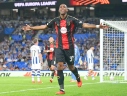 Bournemouth Ukir Sejarah di Eropa, Sikat Sociedad 2-1