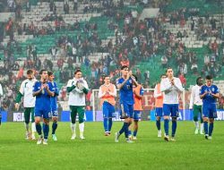 Italia Pesta Gol, Mancini Raih Tiga Poin Pertama