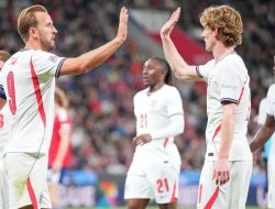 Gordon-Kane Bikin Inggris Bangkit