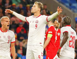 Højlund Jadi Pahlawan Denmark, Wales Tumbang di Cardiff