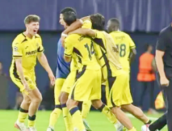 Villarreal Tekuk Napoli 3-1, Raih Kemenangan Perdana di Liga Champions