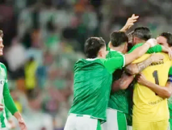 Real Betis Sikat Porto 3-2, Isco Cetak Gol Kemenangan