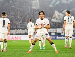 Comeback Gemilang!  Mönchengladbach Tekuk Stuttgart 3-2